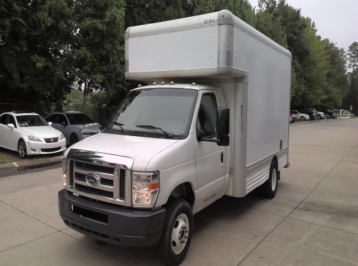 Used 2008 14 ' Box Truck for sale