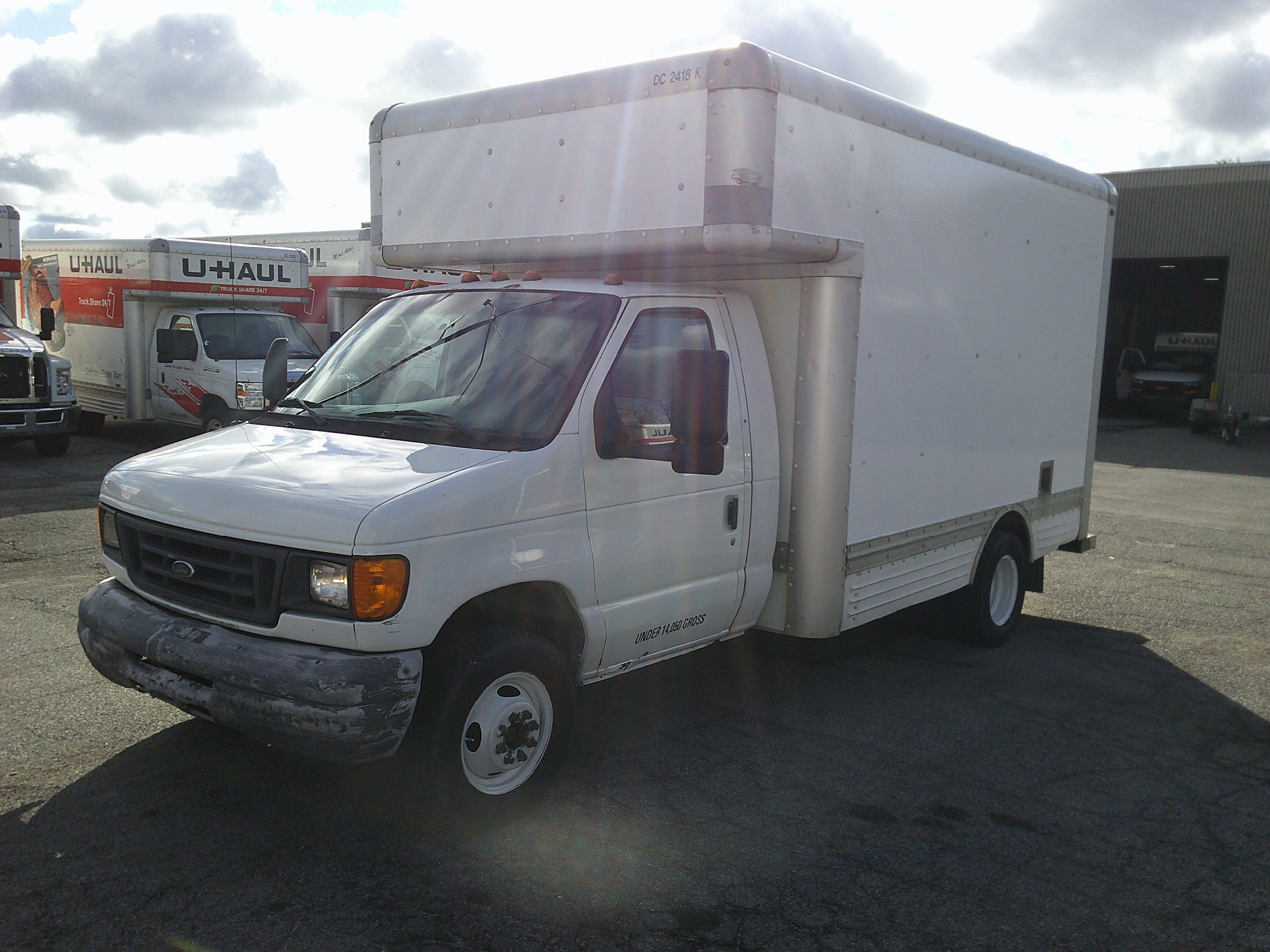 Used 2007 14 ' Box Truck for sale