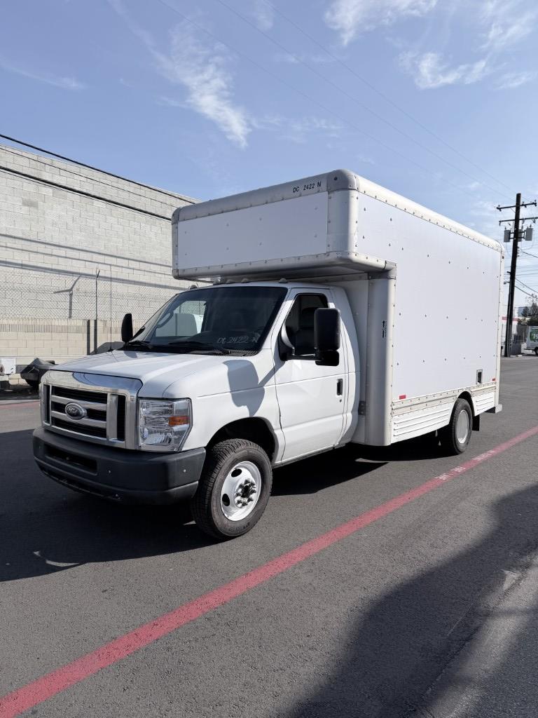 Used 2010 14 ' Box Truck for sale