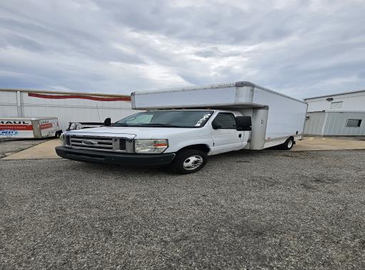 Used 2012 14 ' Box Truck for sale