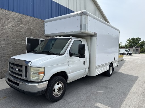 Used 2010 14 ' Box Truck for sale