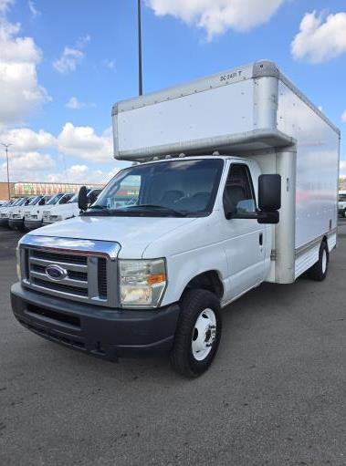 Used 2008 14 ' Box Truck for sale