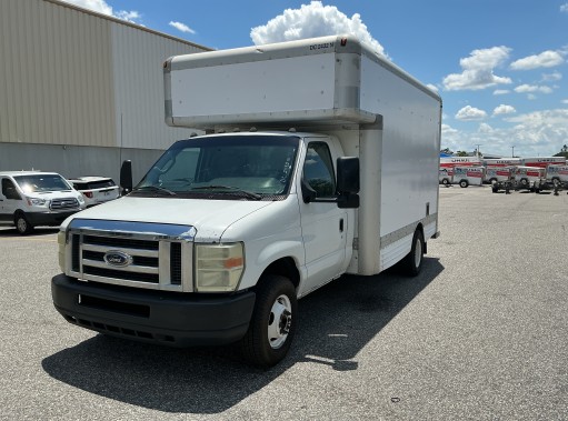 Used 2010 14 ' Box Truck for sale