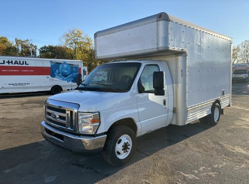 Used 2008 14 ' Box Truck for sale