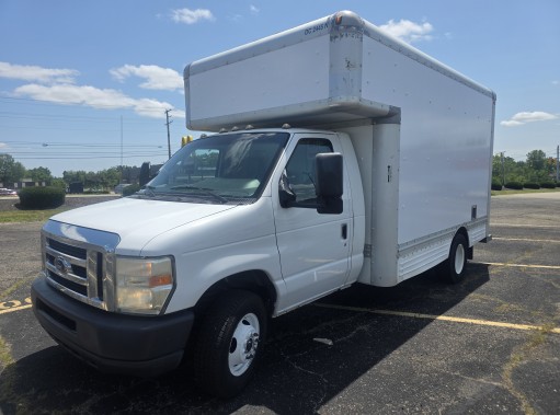 Used 2010 14 ' Box Truck for sale