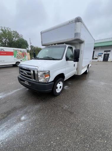 Used 2008 14 ' Box Truck for sale