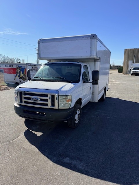 Used 2010 14 ' Box Truck for sale
