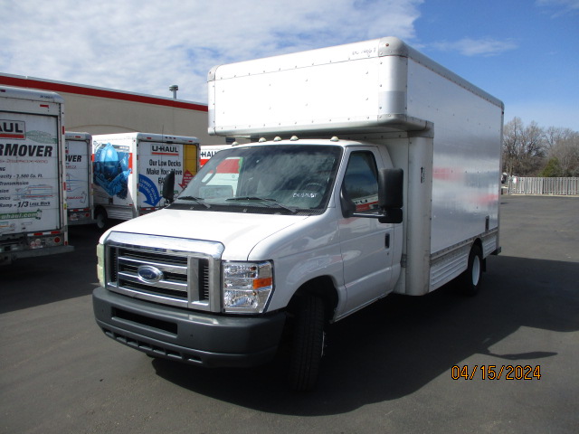 Used 2008 14 ' Box Truck for sale