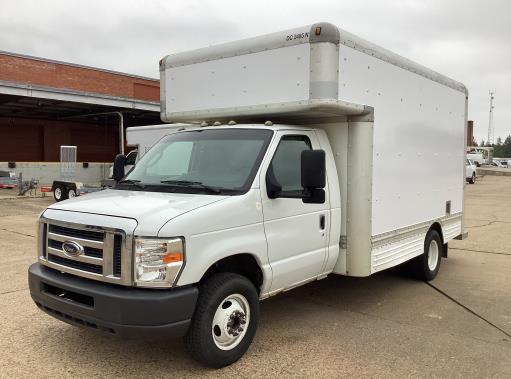 Used 2010 14 ' Box Truck for sale