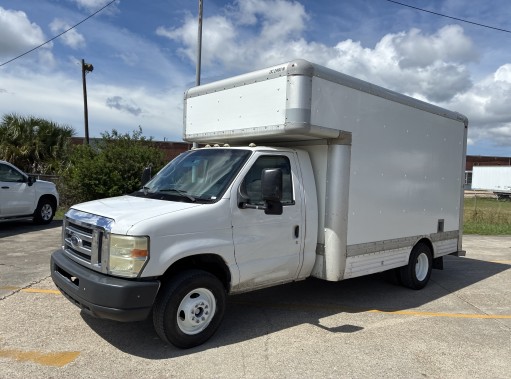 Used 2010 14 ' Box Truck for sale