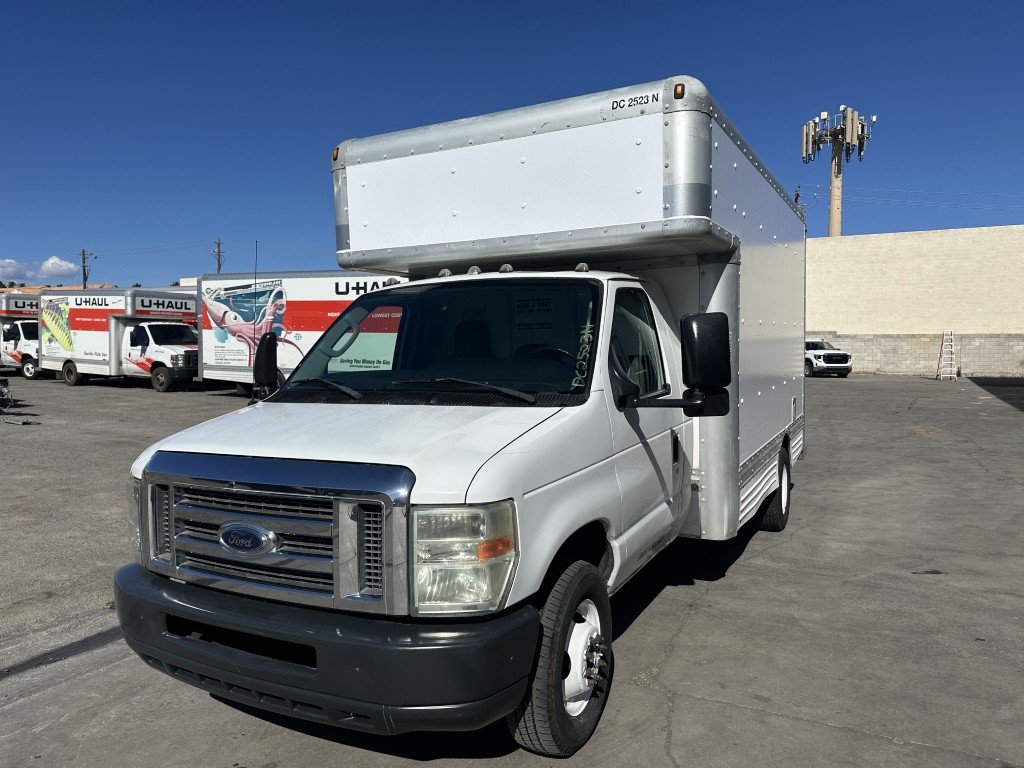 Used 2010 14 ' Box Truck for sale