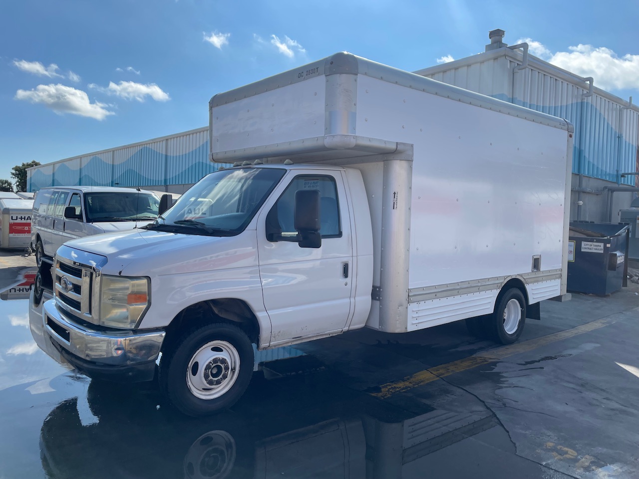 Used 2008 14 ' Box Truck for sale