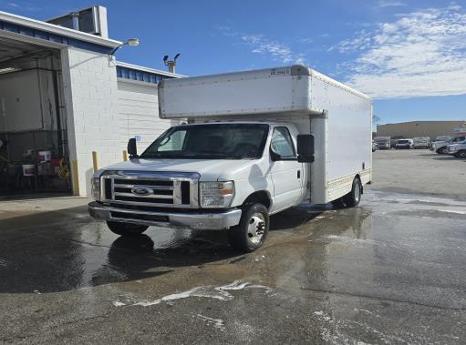 Used 2012 14 ' Box Truck for sale