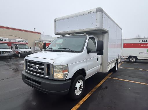 Used 2008 14 ' Box Truck for sale