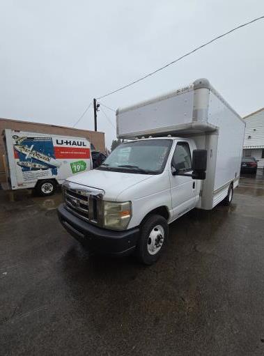 Used 2008 14 ' Box Truck for sale