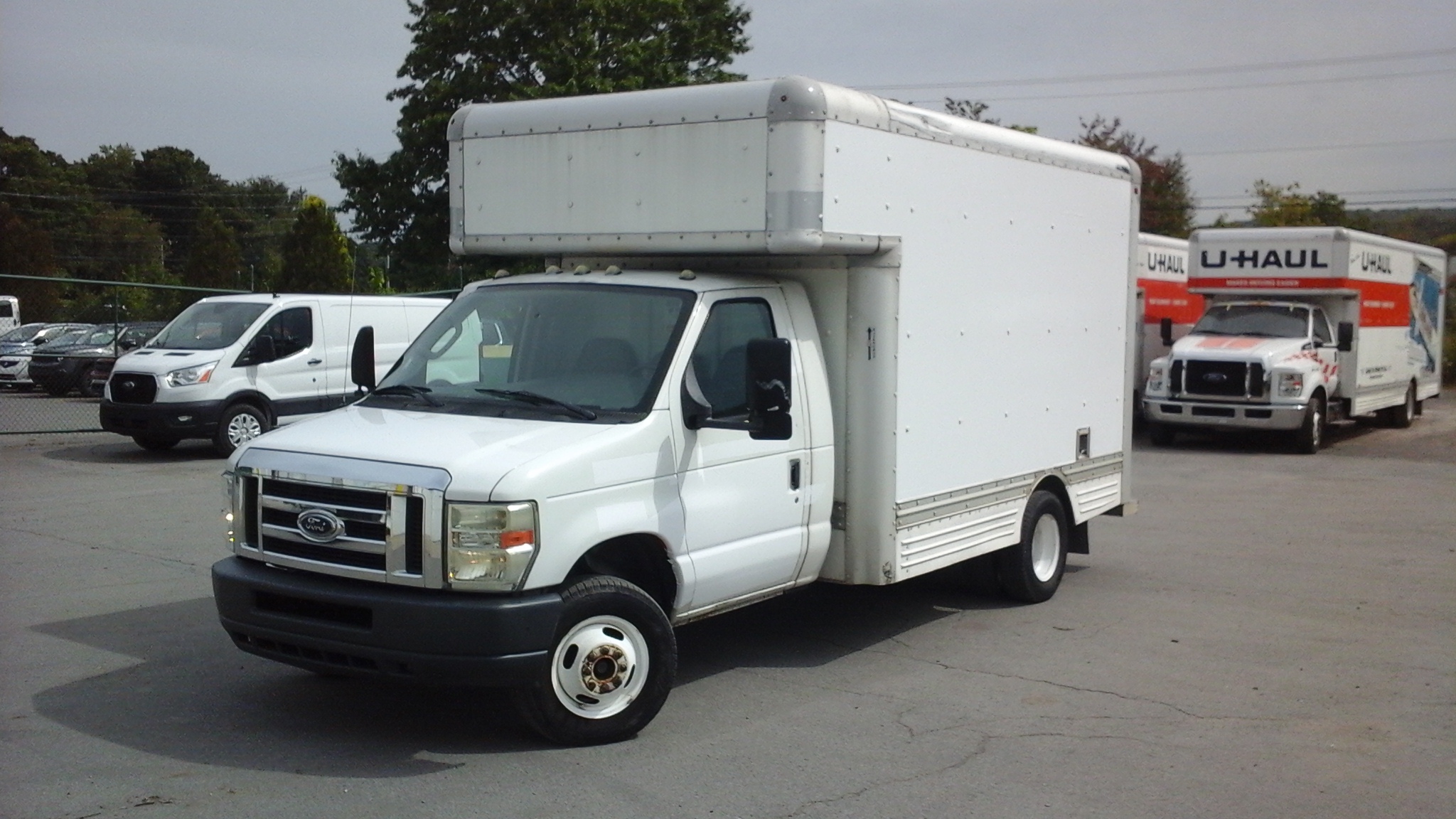 Used 2008 14 ' Box Truck for sale