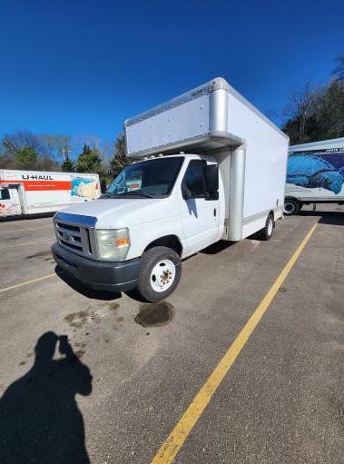 Used 2008 14 ' Box Truck for sale