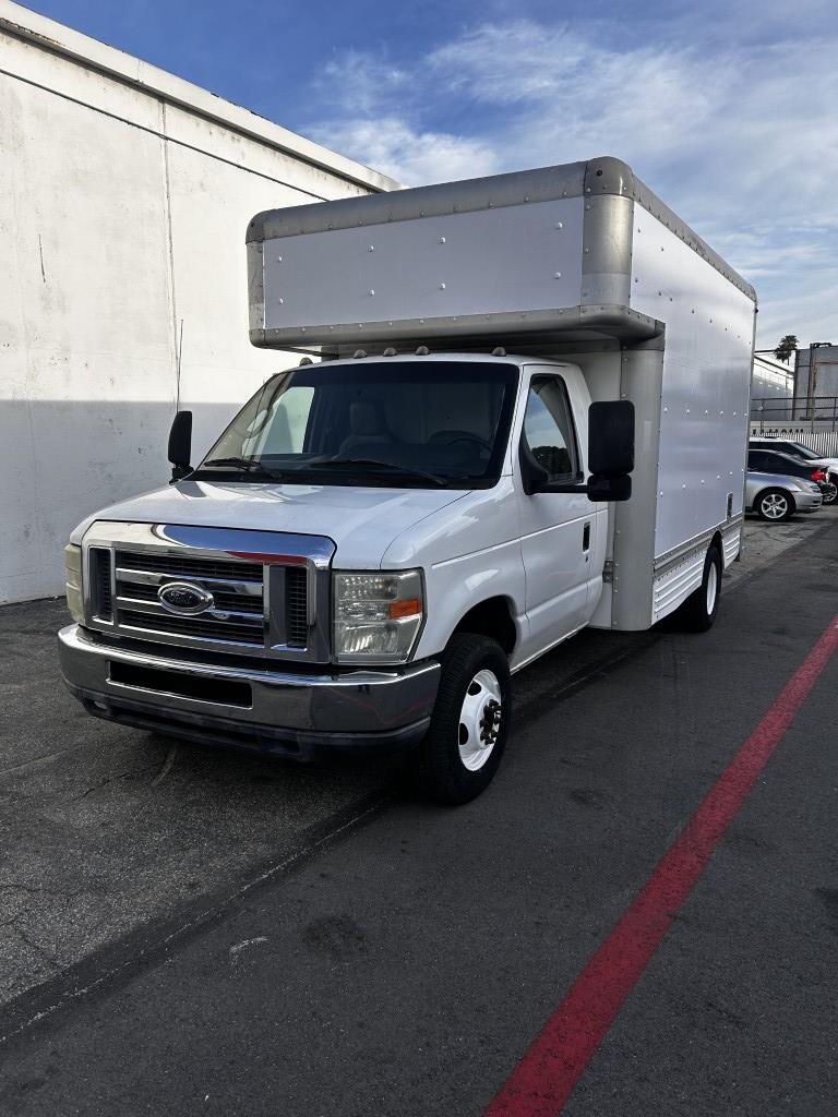 Used 2010 14 ' Box Truck for sale