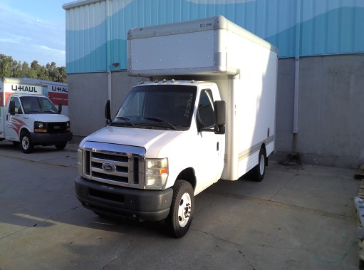 Used 2010 14 ' Box Truck for sale