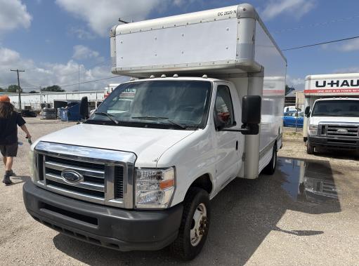 Used 2010 14 ' Box Truck for sale