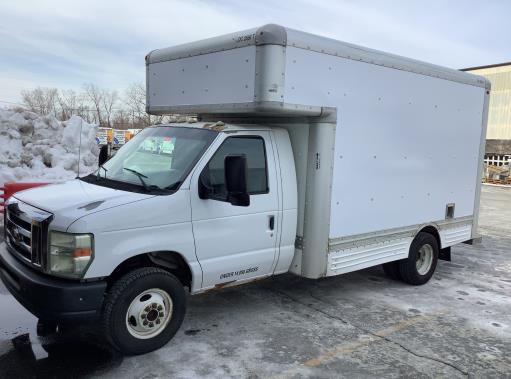 Used 2008 14 ' Box Truck for sale
