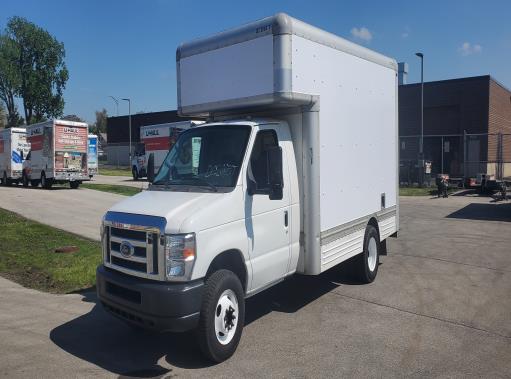 Used 2008 14 ' Box Truck for sale
