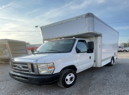 Used 2010 14 ' Box Truck for sale