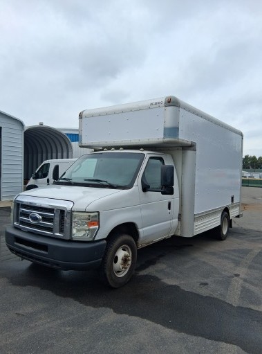 Used 2012 14 ' Box Truck for sale