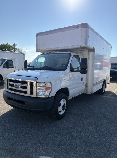 Used 2010 14 ' Box Truck for sale
