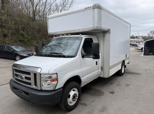Used 2010 14 ' Box Truck for sale