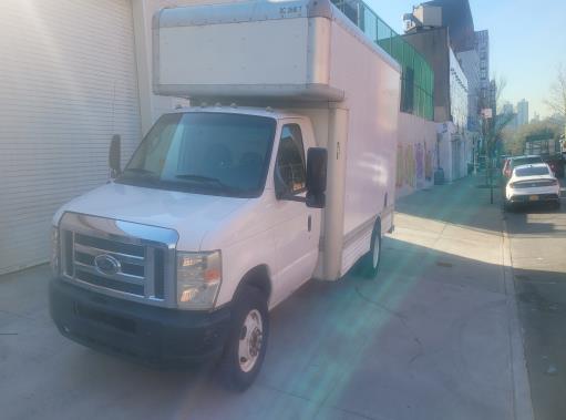 Used 2008 14 ' Box Truck for sale