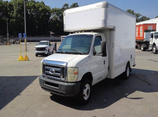 Used 2010 14 ' Box Truck for sale