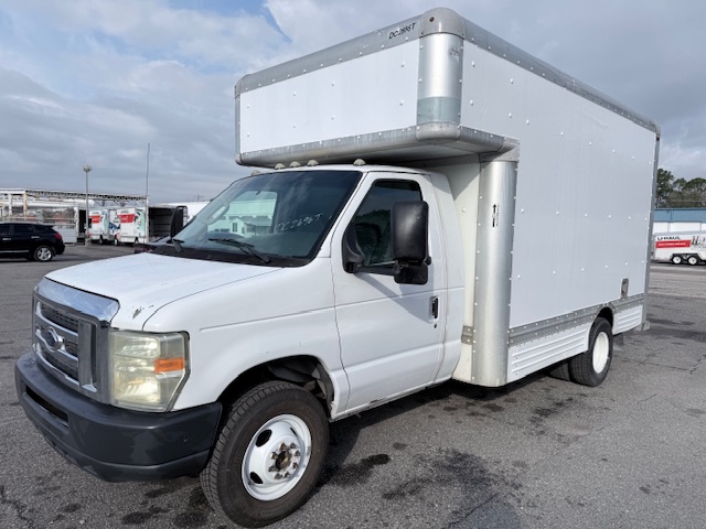 Used 2008 14 ' Box Truck for sale