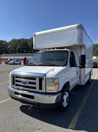 Used 2008 14 ' Box Truck for sale
