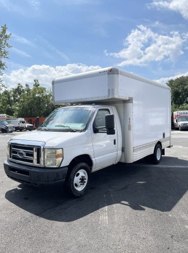 Used 2010 14 ' Box Truck for sale