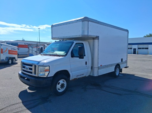 Used 2010 14 ' Box Truck for sale