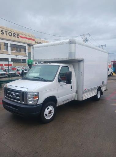 Used 2008 14 ' Box Truck for sale