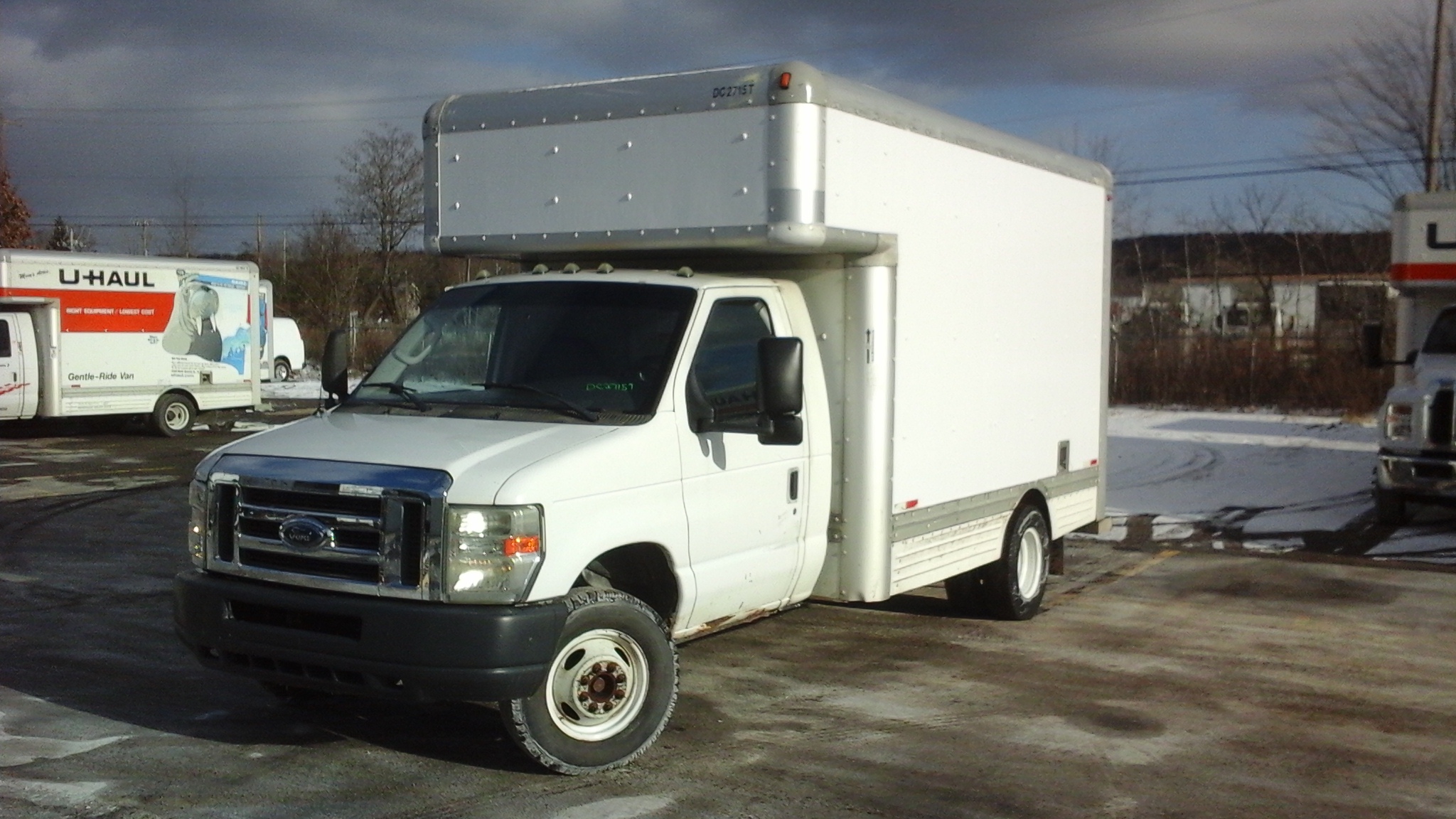 Used 2008 14 ' Box Truck for sale