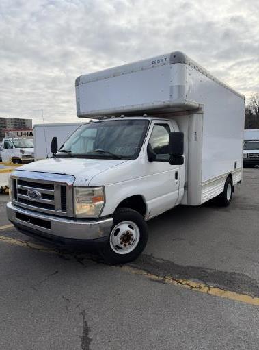 Used 2008 14 ' Box Truck for sale