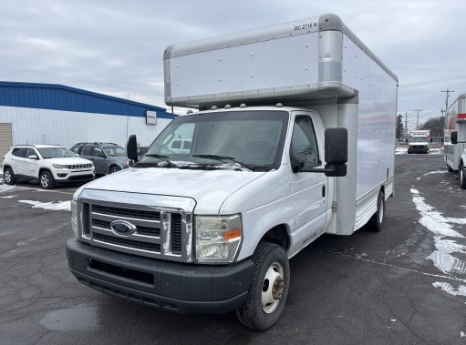 Used 2010 14 ' Box Truck for sale