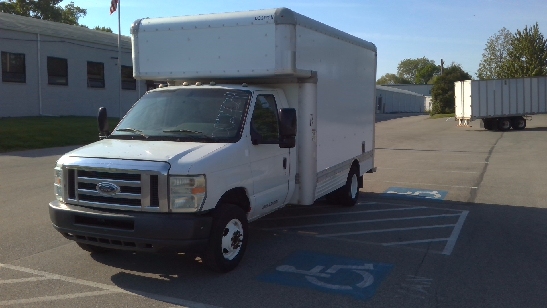 Used 2010 14 ' Box Truck for sale