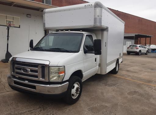 Used 2010 14 ' Box Truck for sale