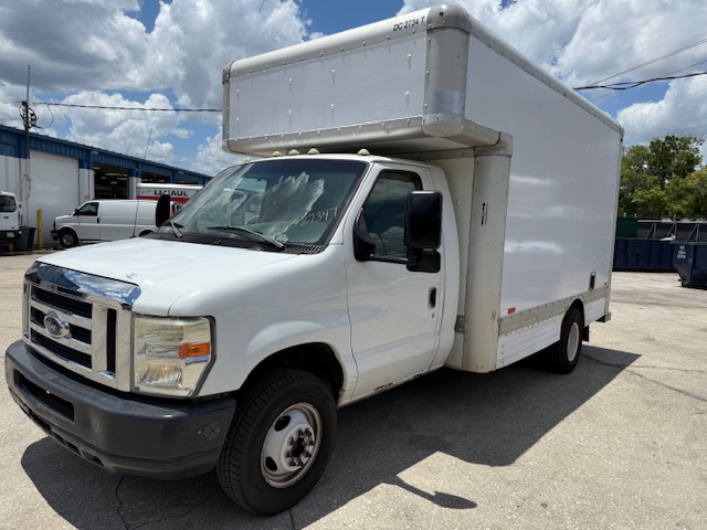 Used 2008 14 ' Box Truck for sale