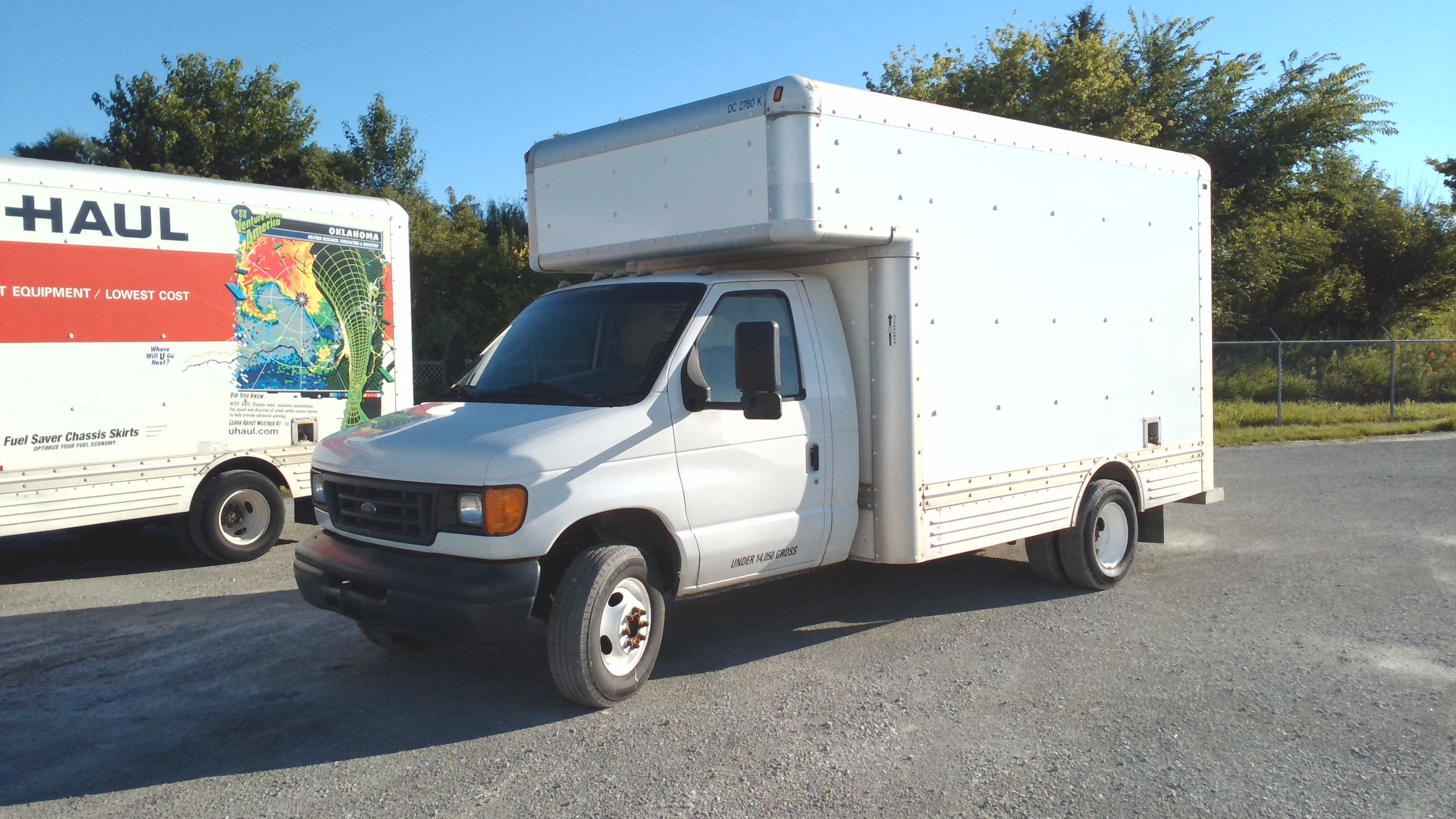 2007 14' Box Truck for Sale in Coralville, IA 52241 UHaul