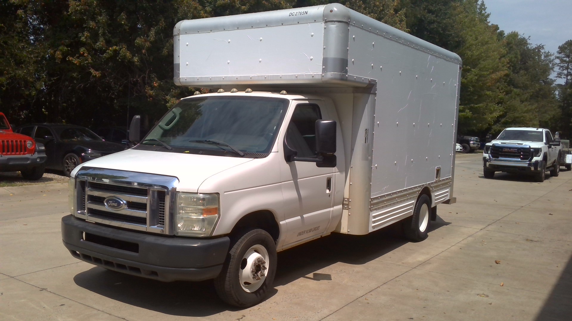 Used 2010 14 ' Box Truck for sale