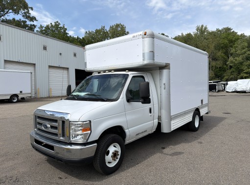 Used 2010 14 ' Box Truck for sale