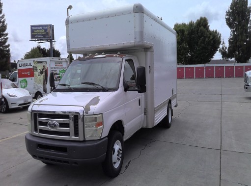 Used 2008 14 ' Box Truck for sale