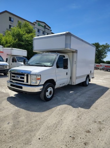 Used 2010 14 ' Box Truck for sale