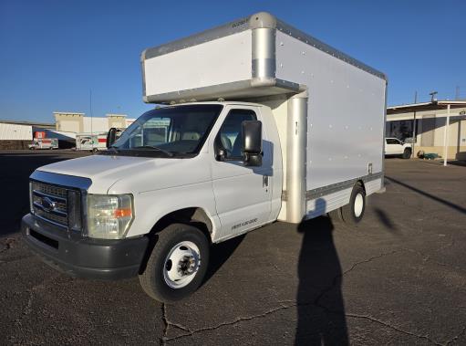 Used 2008 14 ' Box Truck for sale