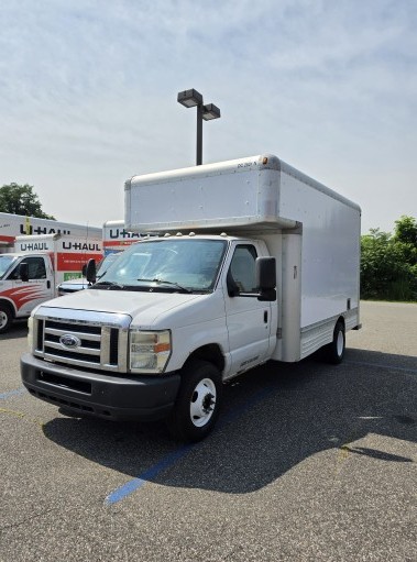 Used 2010 14 ' Box Truck for sale